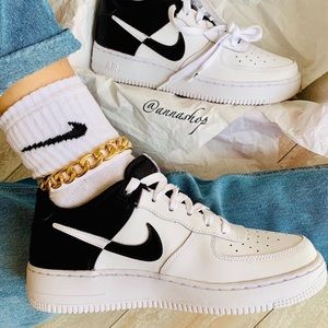 Nike Air Force 1 Sneakers